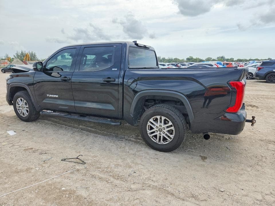 2022 TOYOTA TUNDRA SR5 2
