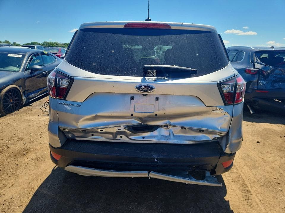 2017 FORD ESCAPE SE 6