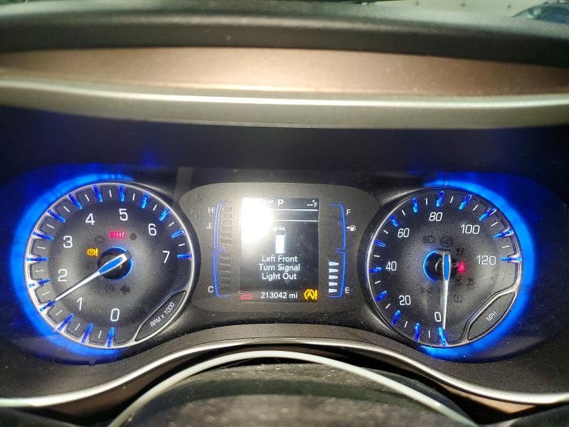2021 CHRYSLER VOYAGER LXI 9