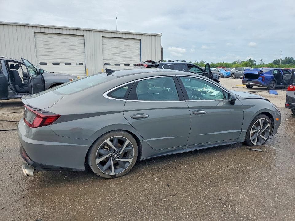 2023 HYUNDAI SONATA SEL PLUS 3