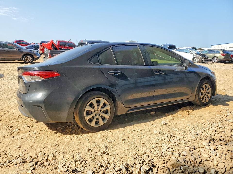 2022 TOYOTA COROLLA LE 3