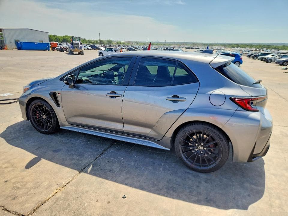 2024 TOYOTA GR COROLLA PREMIUM 2