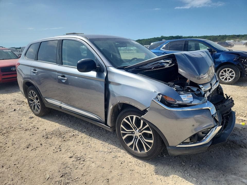 2018 MITSUBISHI OUTLANDER SE 4