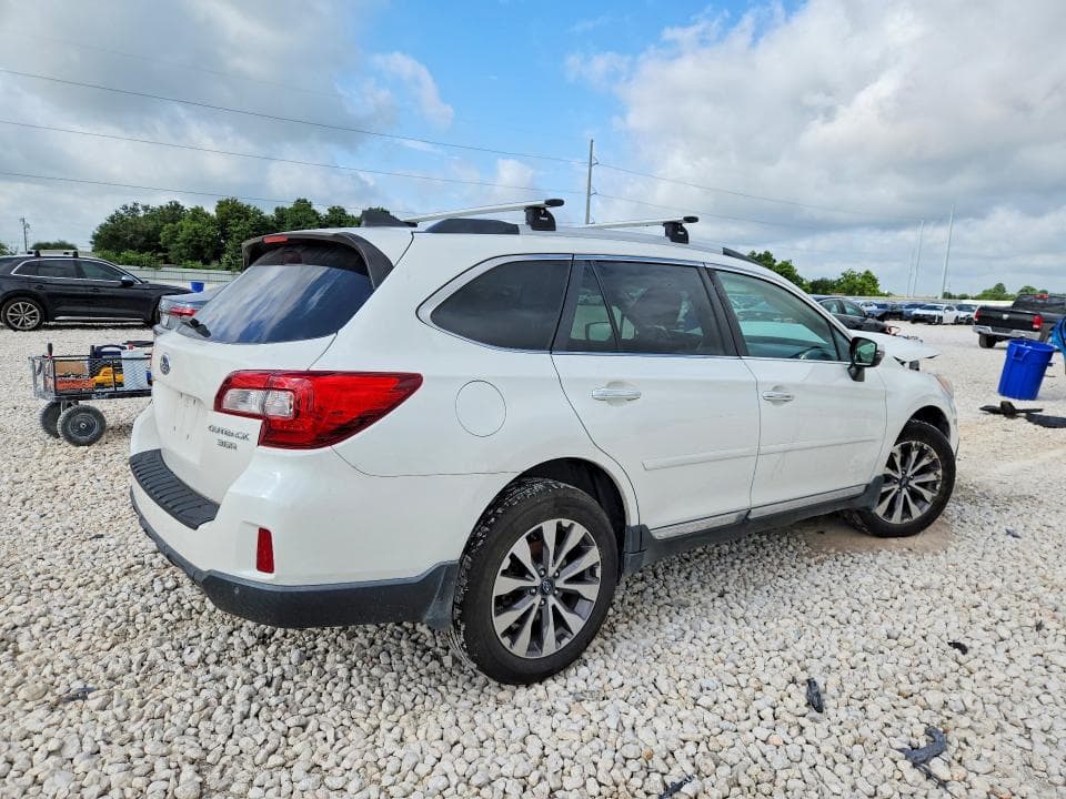 2017 SUBARU OUTBACK TOURING 3