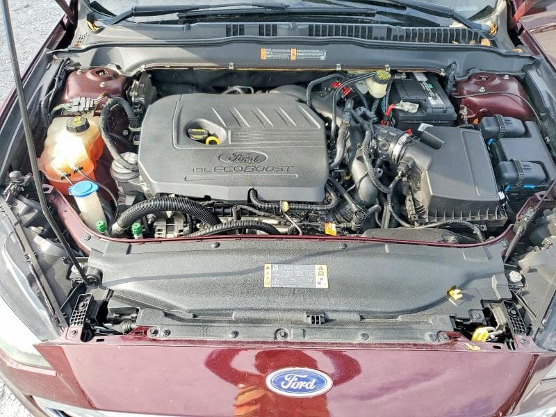2017 FORD FUSION SE 11