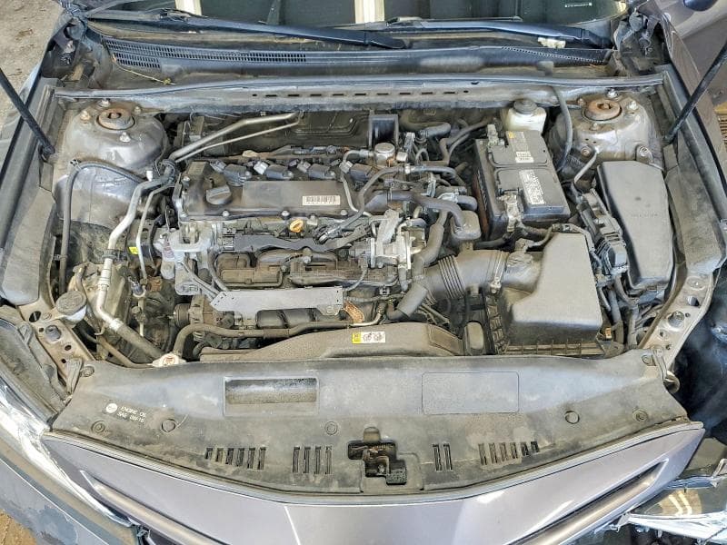 2018 TOYOTA CAMRY SE 11