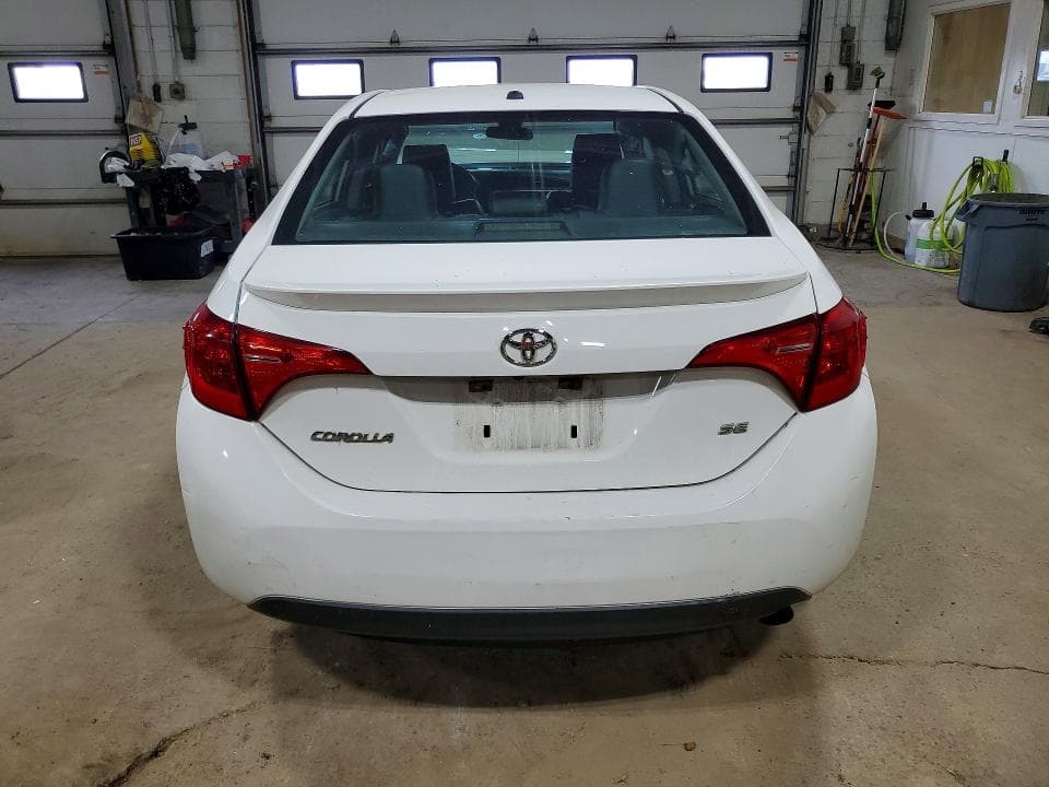2017 TOYOTA COROLLA SE 6