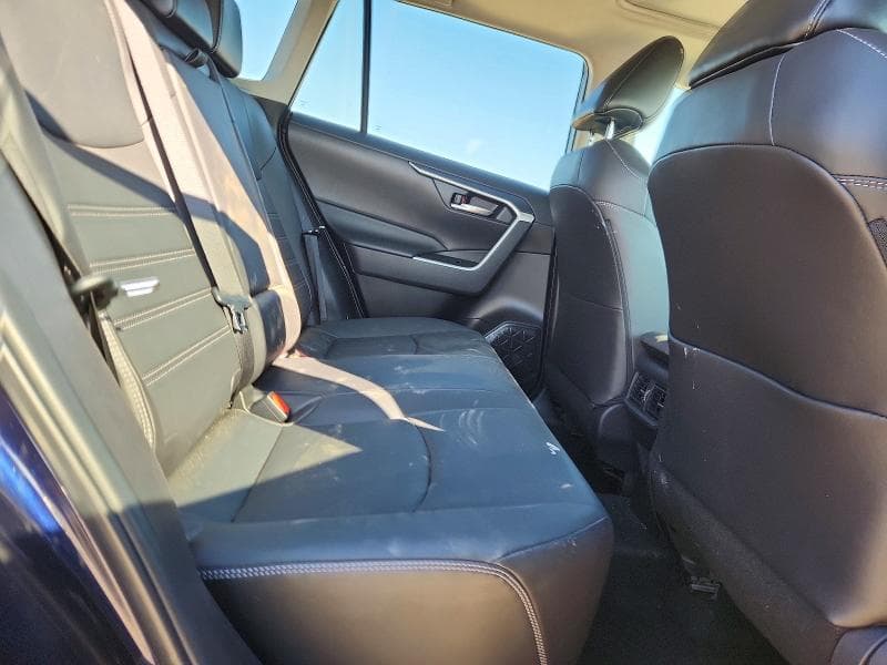 2023 TOYOTA RAV4 XLE 11