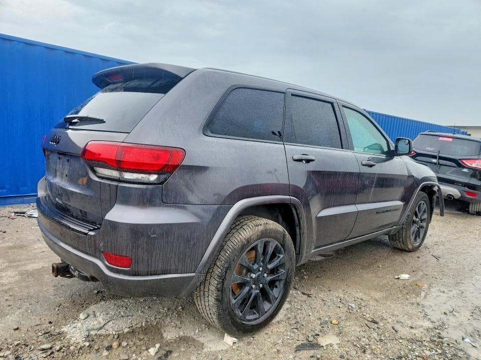 2017 JEEP GRAND CHEROKEE LAREDO 3