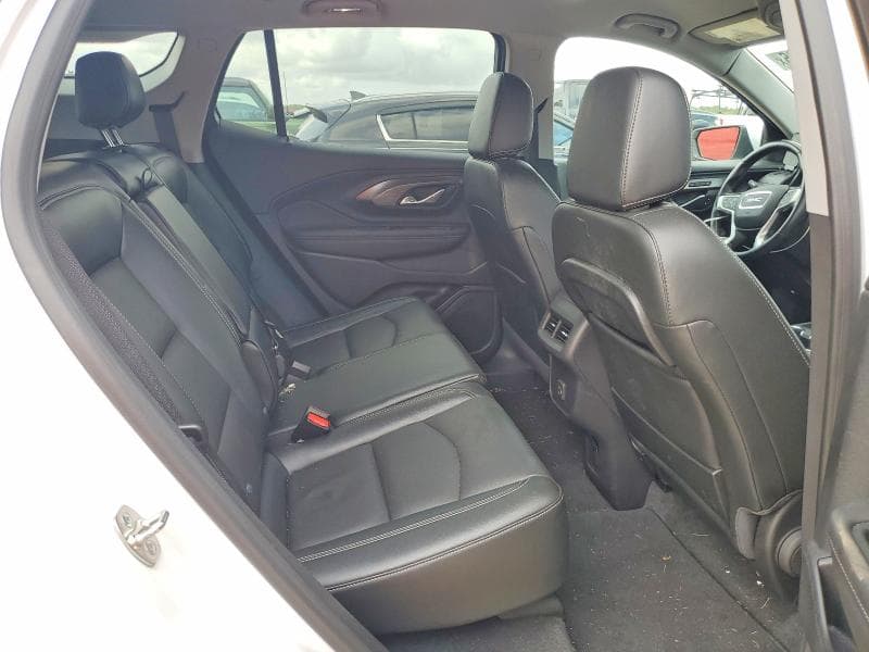2024 GMC TERRAIN SLT 10