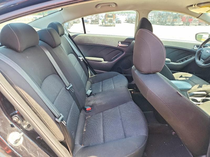 2018 KIA FORTE LX 10