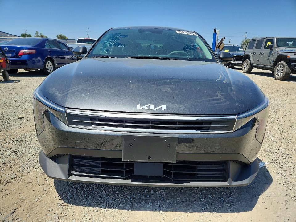 2025 KIA K4 LXS 5