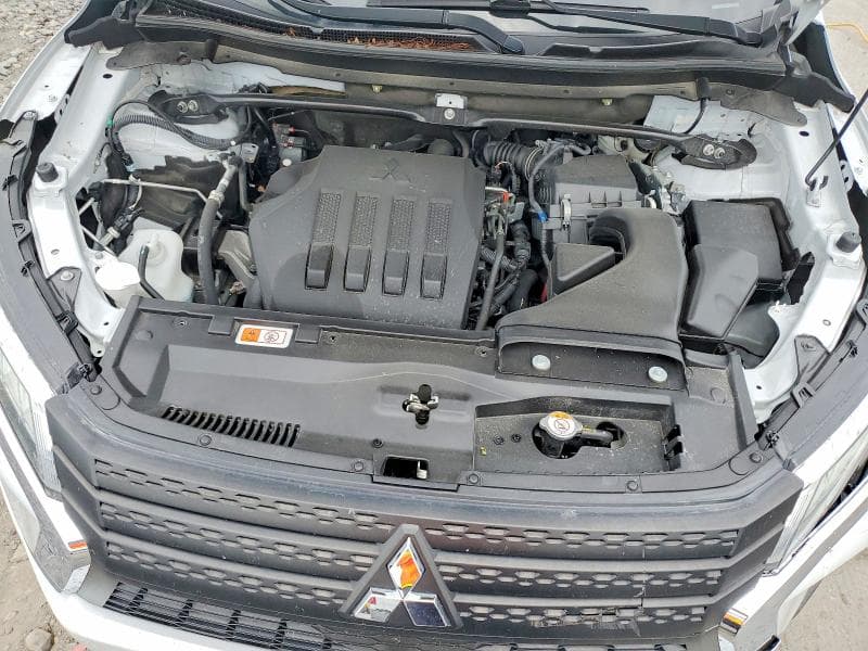 2024 MITSUBISHI ECLIPSE CROSS SE/SEL 12