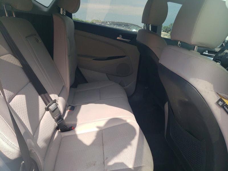 2019 HYUNDAI TUCSON SE 11