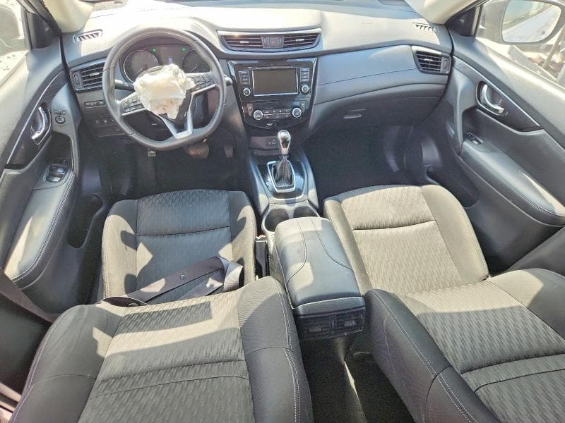 2020 NISSAN ROGUE SV 8
