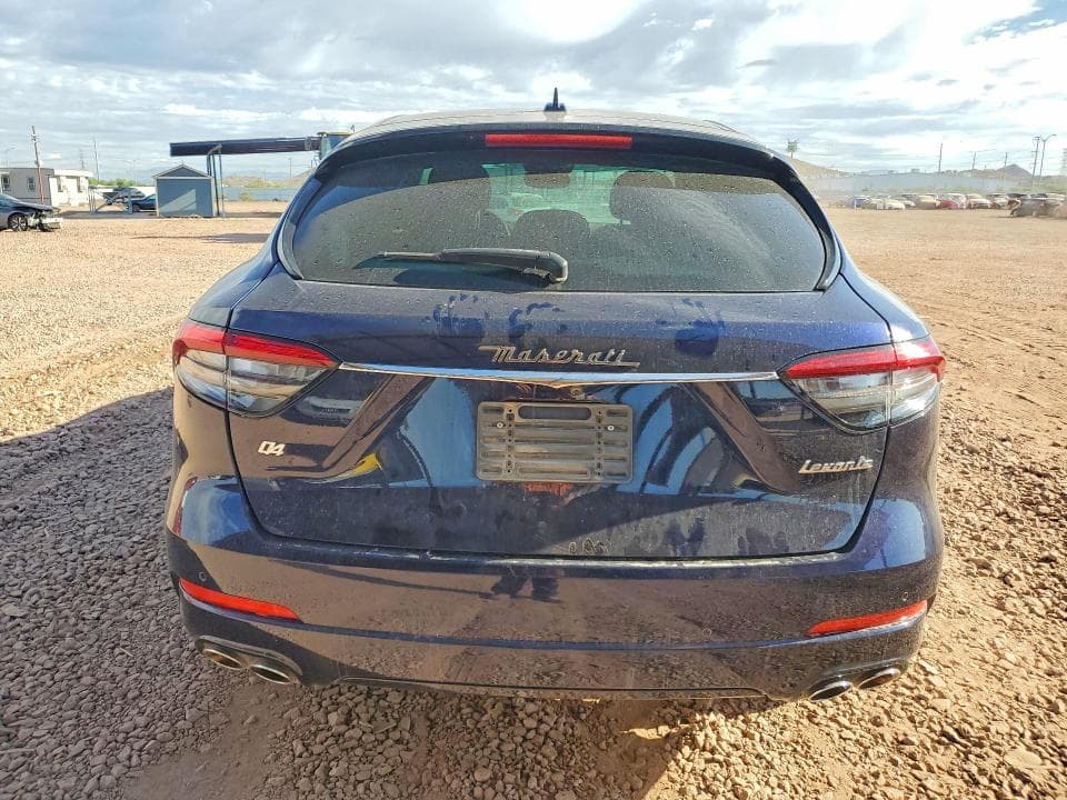 2021 MASERATI LEVANTE 6