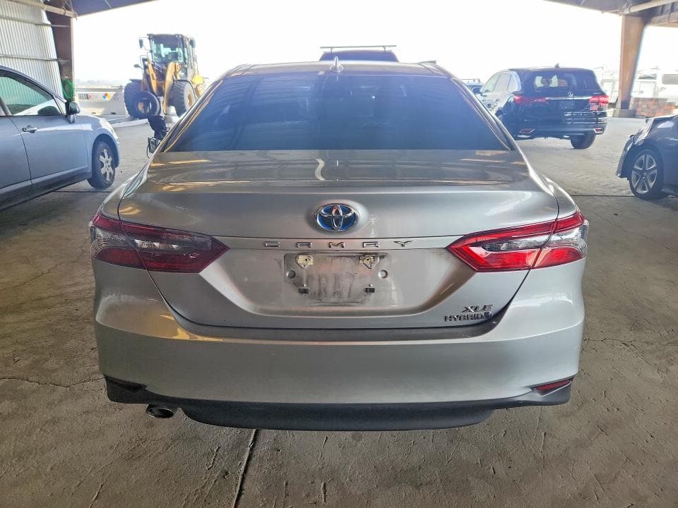 2023 TOYOTA CAMRY XLE 6