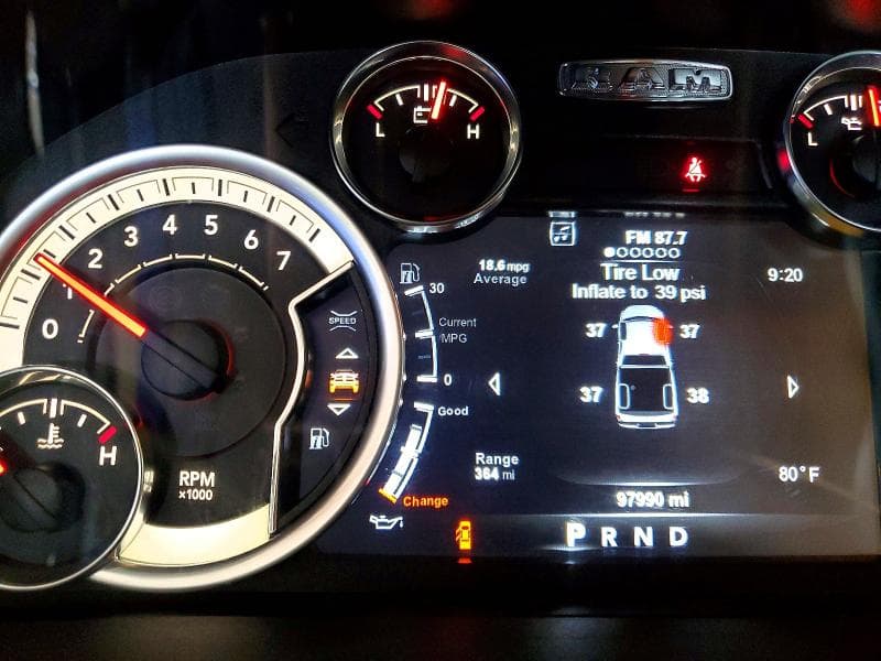 2018 RAM 1500 SLT 9