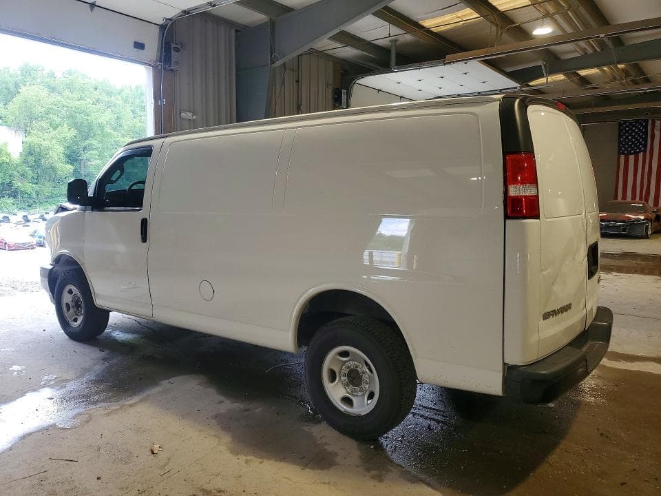 2023 GMC SAVANA G2500 2