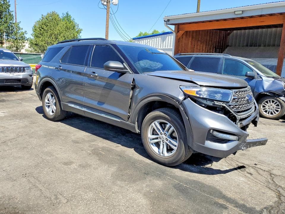 2023 FORD EXPLORER XLT 4