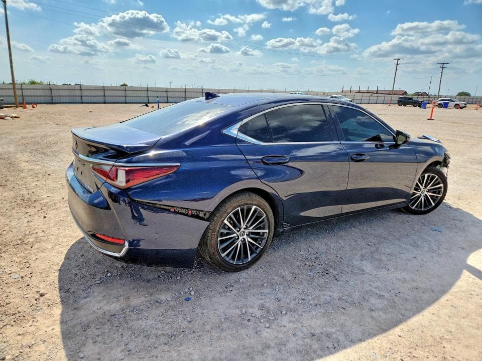 2025 LEXUS ES 300H BASE 3
