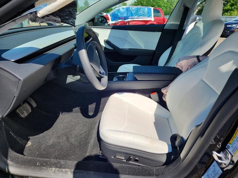 2025 TESLA MODEL 3 7
