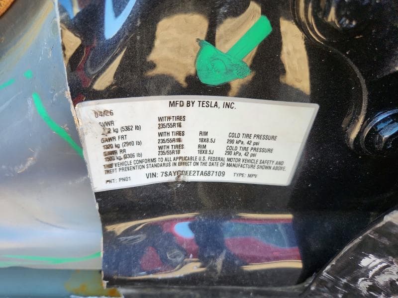 2026 TESLA MODEL Y 12