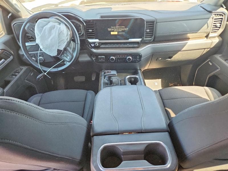 2024 GMC SIERRA 1500 8