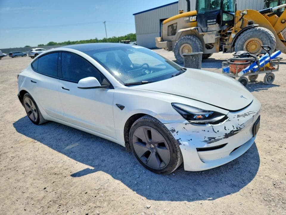 2023 TESLA MODEL 3 4