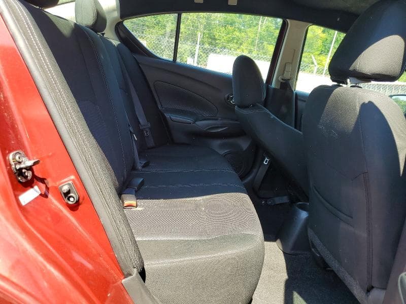 2019 NISSAN VERSA SV 10