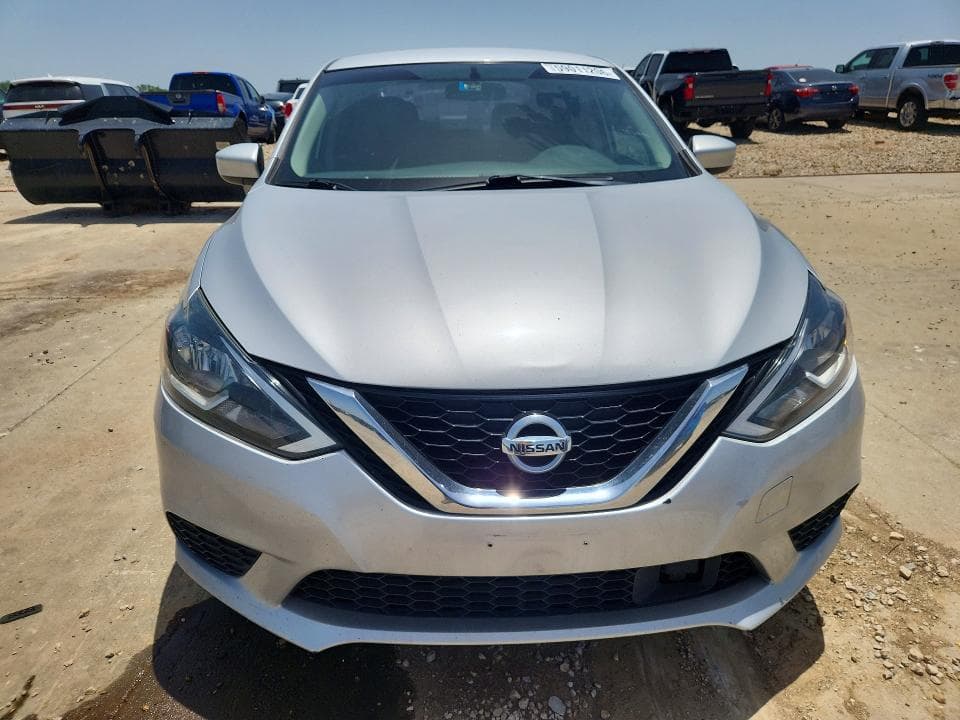 2019 NISSAN SENTRA SV 5