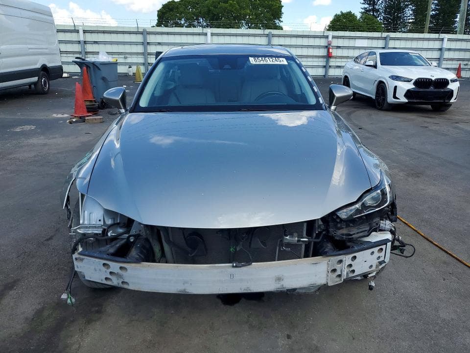 2018 LEXUS IS 300 300 5