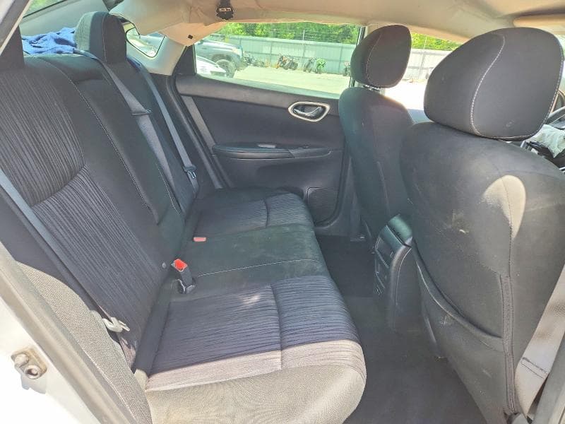 2019 NISSAN SENTRA SV 10