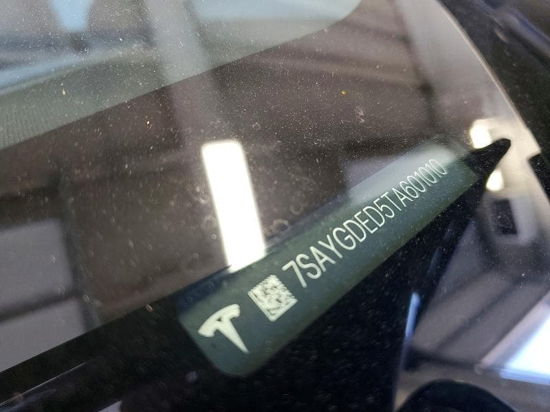 2026 TESLA MODEL Y 12