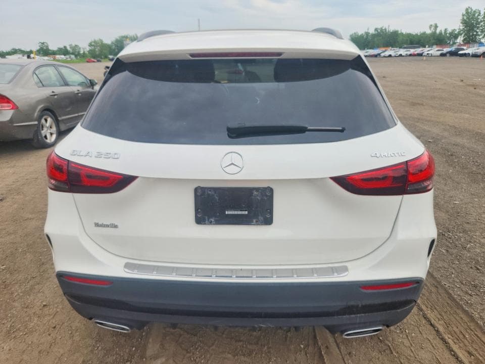 2023 MERCEDES-BENZ GLA 250 4MATIC 6