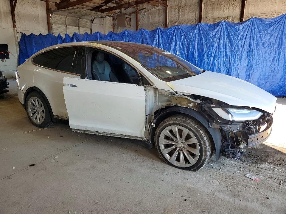 2020 TESLA MODEL X 4