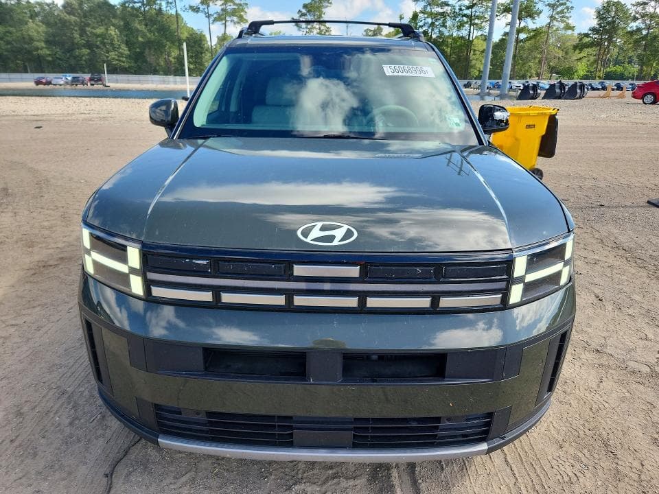 2024 HYUNDAI 4DR 5