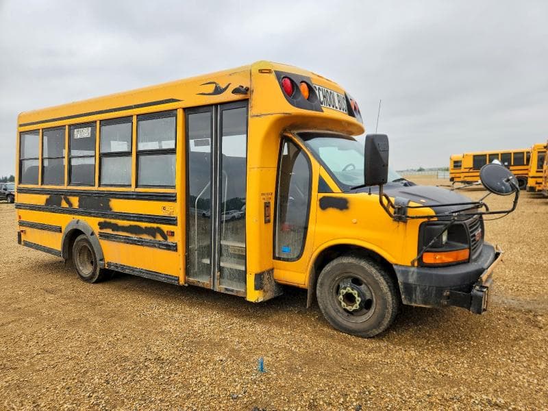 2011 GMC MICRO BIRD - 1