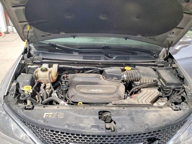 2017 CHRYSLER PACIFICA TOURING L 12