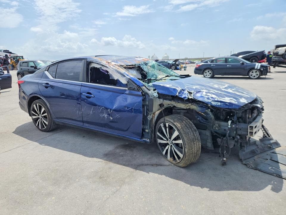 2020 NISSAN ALTIMA SR 4