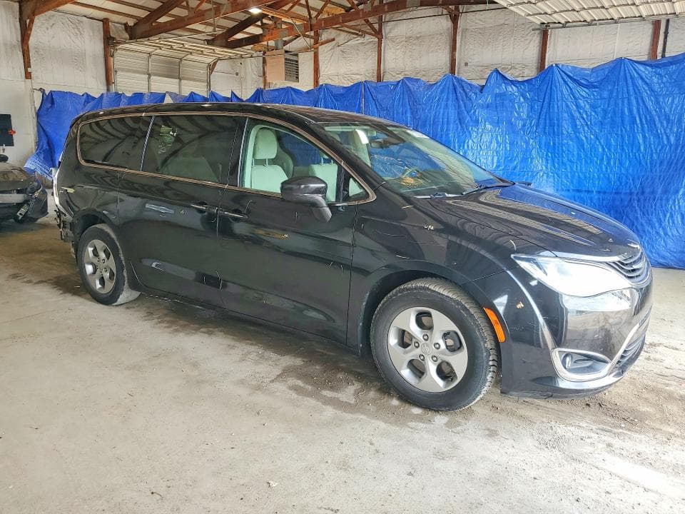 2018 CHRYSLER PACIFICA HYBRID TOURING PLUS 4