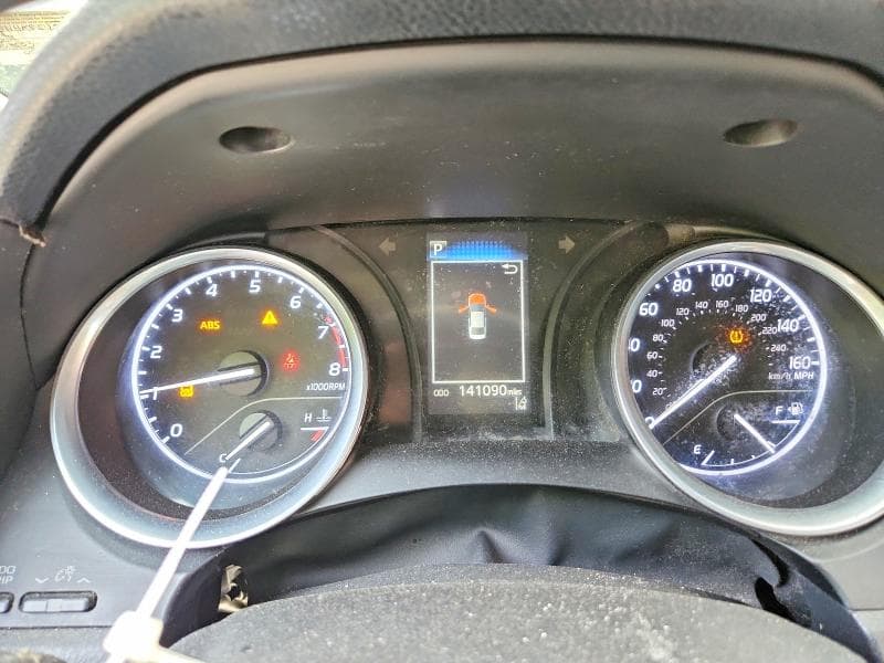 2018 TOYOTA CAMRY SE 9