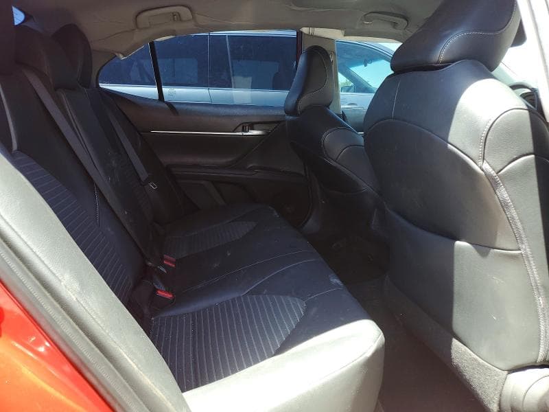 2021 TOYOTA CAMRY SE 10