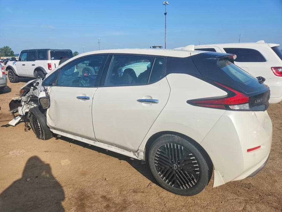 2023 NISSAN LEAF SV PLUS 2
