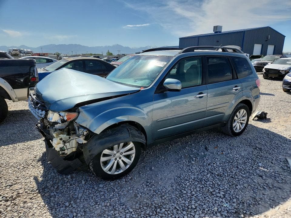 2013 SUBARU FORESTER 2.5X PREMIUM - 1