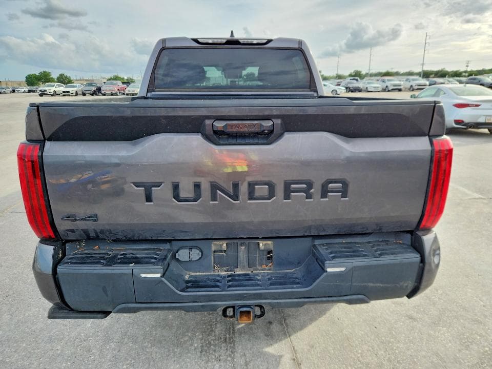 2023 TOYOTA TUNDRA SR5 6