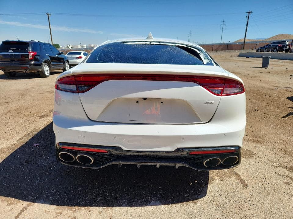 2023 KIA STINGER GT2 6