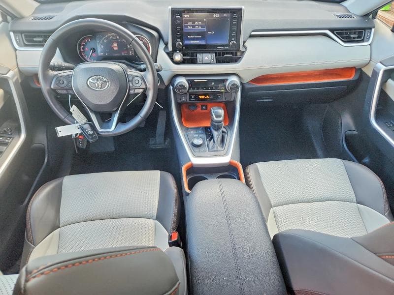 2019 TOYOTA RAV4 ADVENTURE 8