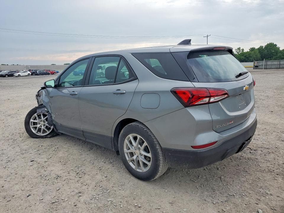 2024 CHEVROLET EQUINOX LS 2