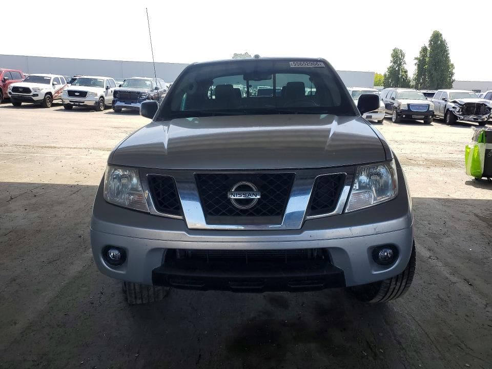 2017 NISSAN FRONTIER SV V6 5